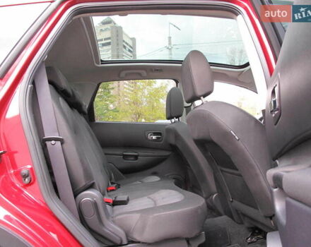 Ниссан Кашкай 2 2013 в Киеве на Automoto.ua Красный Ниссан Кашкай 2, объемом двигателя 2 л и пробегом 95 тыс. км за 13400 $, фото 52 на Automoto.ua