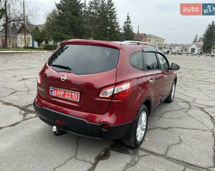 Червоний Ніссан Кашкай 2, об'ємом двигуна 1.6 л та пробігом 191 тис. км за 10999 $, фото 4 на Automoto.ua