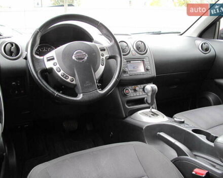 Ниссан Кашкай 2 2013 в Киеве на Automoto.ua Красный Ниссан Кашкай 2, объемом двигателя 2 л и пробегом 95 тыс. км за 13400 $, фото 22 на Automoto.ua