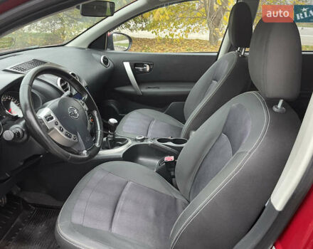 Червоний Ніссан Кашкай 2, об'ємом двигуна 1.6 л та пробігом 191 тис. км за 11300 $, фото 15 на Automoto.ua