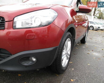 Ниссан Кашкай 2 2013 в Киеве на Automoto.ua Красный Ниссан Кашкай 2, объемом двигателя 2 л и пробегом 95 тыс. км за 13400 $, фото 61 на Automoto.ua