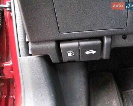 Ниссан Кашкай 2 2013 в Киеве на Automoto.ua Красный Ниссан Кашкай 2, объемом двигателя 2 л и пробегом 95 тыс. км за 13400 $, фото 23 на Automoto.ua