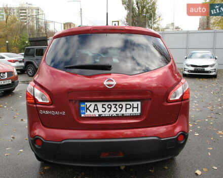 Ниссан Кашкай 2 2013 в Киеве на Automoto.ua Красный Ниссан Кашкай 2, объемом двигателя 2 л и пробегом 95 тыс. км за 13400 $, фото 9 на Automoto.ua