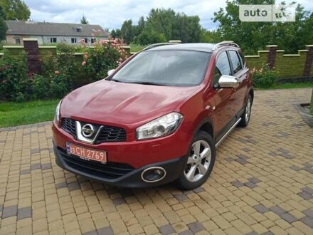 Ниссан Кашкай 2 2010 в Луцке на Automoto.ua Красный Ниссан Кашкай 2, объемом двигателя 1.5 л и пробегом 225 тыс. км за 10399 $, фото 1 на Automoto.ua