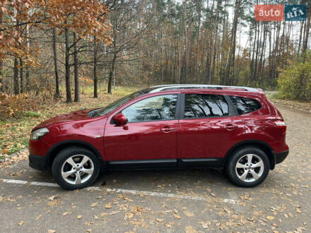 Красный Ниссан Кашкай 2, объемом двигателя 2 л и пробегом 118 тыс. км за 11800 $, фото 1 на Automoto.ua