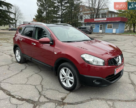 Красный Ниссан Кашкай 2, объемом двигателя 1.6 л и пробегом 191 тыс. км за 10999 $, фото 1 на Automoto.ua