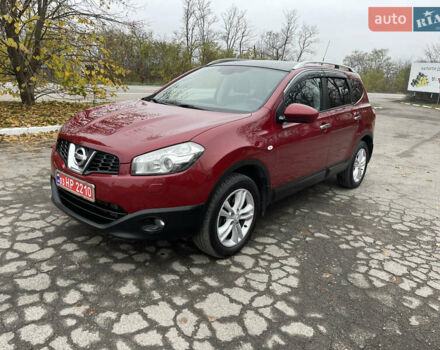 Красный Ниссан Кашкай 2, объемом двигателя 1.6 л и пробегом 191 тыс. км за 11300 $, фото 1 на Automoto.ua