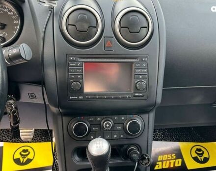 Ниссан Кашкай 2, объемом двигателя 1.6 л и пробегом 246 тыс. км за 11800 $, фото 11 на Automoto.ua