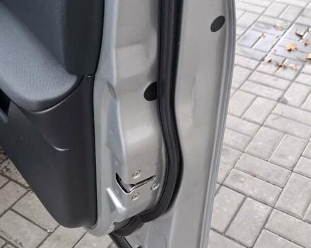 Сірий Ніссан Кашкай 2, об'ємом двигуна 1.46 л та пробігом 280 тис. км за 7650 $, фото 46 на Automoto.ua