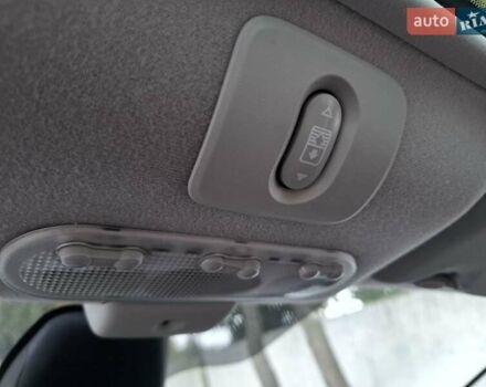 Сірий Ніссан Кашкай 2, об'ємом двигуна 1.46 л та пробігом 280 тис. км за 7650 $, фото 27 на Automoto.ua