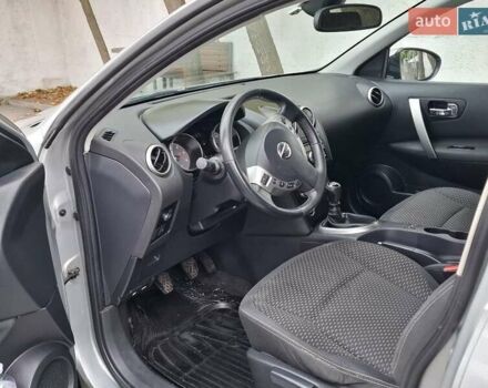 Сірий Ніссан Кашкай 2, об'ємом двигуна 1.46 л та пробігом 280 тис. км за 7650 $, фото 63 на Automoto.ua