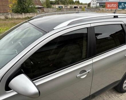 Серый Ниссан Кашкай 2, объемом двигателя 2 л и пробегом 237 тыс. км за 10600 $, фото 2 на Automoto.ua