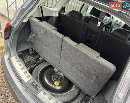 Серый Ниссан Кашкай 2, объемом двигателя 2 л и пробегом 140 тыс. км за 9850 $, фото 22 на Automoto.ua