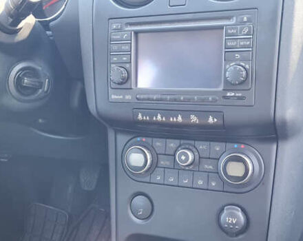 Серый Ниссан Кашкай 2, объемом двигателя 2 л и пробегом 175 тыс. км за 9900 $, фото 18 на Automoto.ua