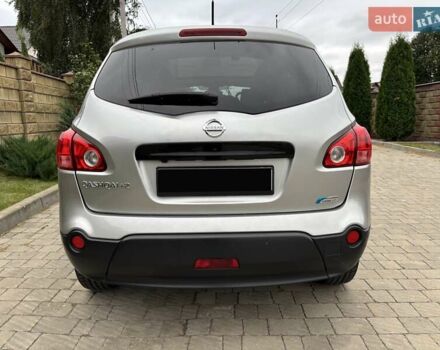 Серый Ниссан Кашкай 2, объемом двигателя 2 л и пробегом 237 тыс. км за 10600 $, фото 6 на Automoto.ua