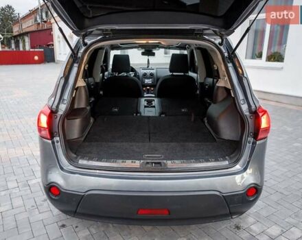 Сірий Ніссан Кашкай 2, об'ємом двигуна 1.46 л та пробігом 320 тис. км за 8600 $, фото 31 на Automoto.ua