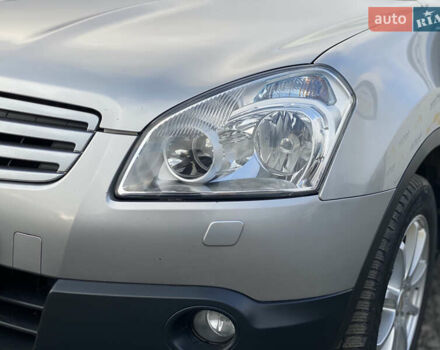 Серый Ниссан Кашкай 2, объемом двигателя 2 л и пробегом 241 тыс. км за 9999 $, фото 2 на Automoto.ua