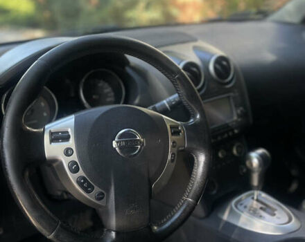 Серый Ниссан Кашкай 2, объемом двигателя 2 л и пробегом 308 тыс. км за 10400 $, фото 8 на Automoto.ua