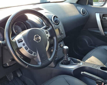 Серый Ниссан Кашкай 2, объемом двигателя 2 л и пробегом 175 тыс. км за 9900 $, фото 14 на Automoto.ua
