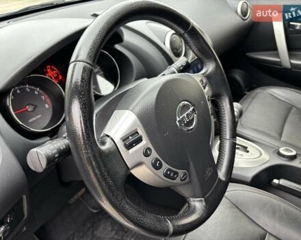 Серый Ниссан Кашкай 2, объемом двигателя 2 л и пробегом 237 тыс. км за 10600 $, фото 24 на Automoto.ua