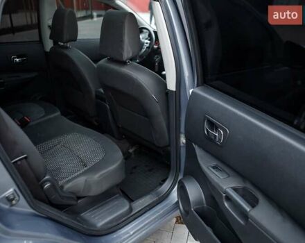 Сірий Ніссан Кашкай 2, об'ємом двигуна 1.46 л та пробігом 320 тис. км за 8600 $, фото 20 на Automoto.ua