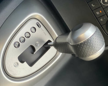 Серый Ниссан Кашкай 2, объемом двигателя 2 л и пробегом 241 тыс. км за 9999 $, фото 21 на Automoto.ua