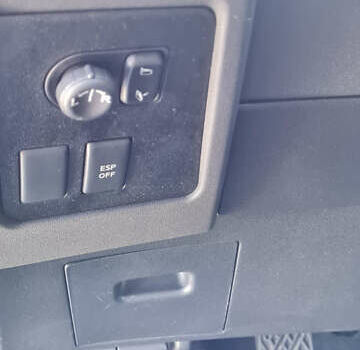 Серый Ниссан Кашкай 2, объемом двигателя 2 л и пробегом 175 тыс. км за 9900 $, фото 27 на Automoto.ua