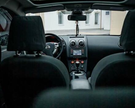 Сірий Ніссан Кашкай 2, об'ємом двигуна 1.46 л та пробігом 320 тис. км за 8600 $, фото 22 на Automoto.ua