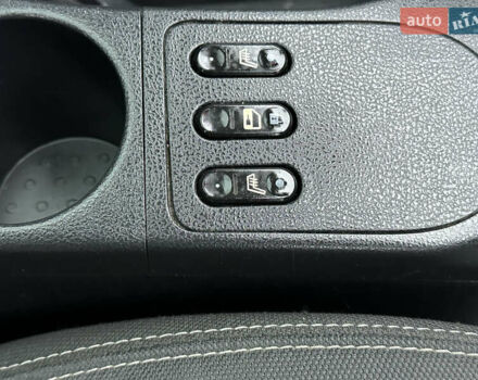 Серый Ниссан Кашкай 2, объемом двигателя 1.6 л и пробегом 107 тыс. км за 8950 $, фото 20 на Automoto.ua