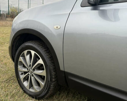 Сірий Ніссан Кашкай 2, об'ємом двигуна 1.5 л та пробігом 200 тис. км за 12100 $, фото 7 на Automoto.ua