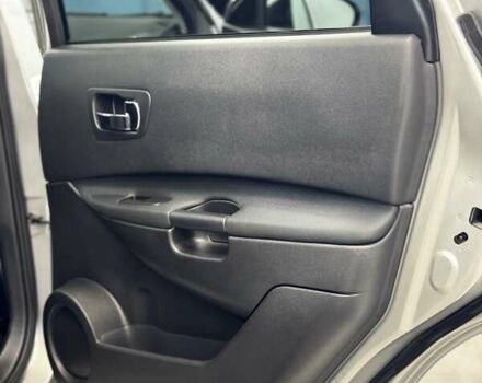 Сірий Ніссан Кашкай 2, об'ємом двигуна 2 л та пробігом 84 тис. км за 12500 $, фото 109 на Automoto.ua