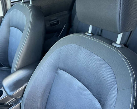 Серый Ниссан Кашкай 2, объемом двигателя 2 л и пробегом 188 тыс. км за 10999 $, фото 23 на Automoto.ua