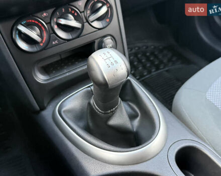 Сірий Ніссан Кашкай 2, об'ємом двигуна 1.6 л та пробігом 205 тис. км за 9999 $, фото 46 на Automoto.ua