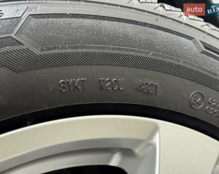 Сірий Ніссан Кашкай 2, об'ємом двигуна 2 л та пробігом 84 тис. км за 12500 $, фото 33 на Automoto.ua