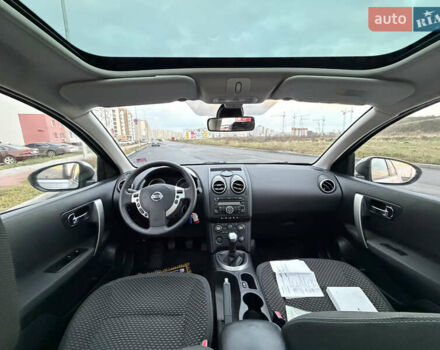 Сірий Ніссан Кашкай 2, об'ємом двигуна 1.6 л та пробігом 205 тис. км за 9777 $, фото 75 на Automoto.ua