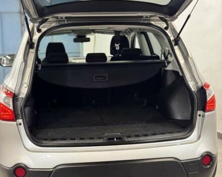 Сірий Ніссан Кашкай 2, об'ємом двигуна 2 л та пробігом 84 тис. км за 12500 $, фото 65 на Automoto.ua