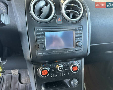 Сірий Ніссан Кашкай 2, об'ємом двигуна 1.5 л та пробігом 138 тис. км за 10700 $, фото 44 на Automoto.ua