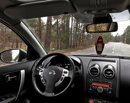 Серый Ниссан Кашкай 2, объемом двигателя 1.5 л и пробегом 197 тыс. км за 10700 $, фото 4 на Automoto.ua