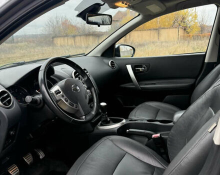 Сірий Ніссан Кашкай 2, об'ємом двигуна 1.5 л та пробігом 200 тис. км за 12100 $, фото 13 на Automoto.ua