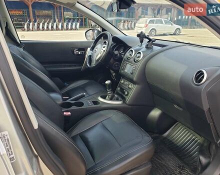 Сірий Ніссан Кашкай 2, об'ємом двигуна 1.5 л та пробігом 230 тис. км за 10700 $, фото 14 на Automoto.ua