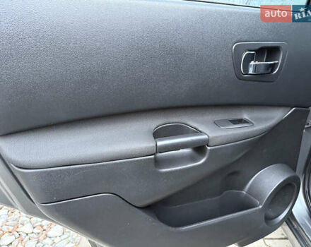 Серый Ниссан Кашкай 2, объемом двигателя 1.5 л и пробегом 210 тыс. км за 10500 $, фото 17 на Automoto.ua