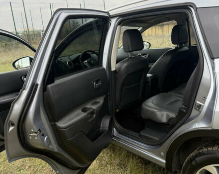 Сірий Ніссан Кашкай 2, об'ємом двигуна 1.5 л та пробігом 200 тис. км за 12100 $, фото 15 на Automoto.ua