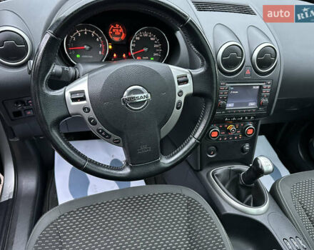 Серый Ниссан Кашкай 2, объемом двигателя 1.6 л и пробегом 107 тыс. км за 8950 $, фото 71 на Automoto.ua