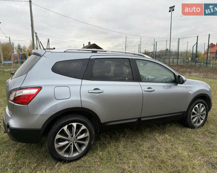 Сірий Ніссан Кашкай 2, об'ємом двигуна 1.5 л та пробігом 200 тис. км за 12100 $, фото 3 на Automoto.ua
