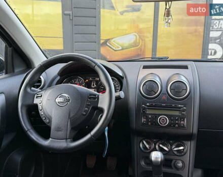 Сірий Ніссан Кашкай 2, об'ємом двигуна 1.6 л та пробігом 205 тис. км за 9999 $, фото 31 на Automoto.ua