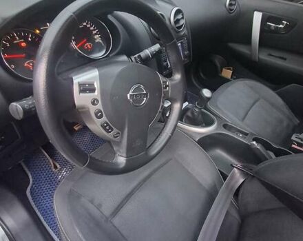 Серый Ниссан Кашкай 2, объемом двигателя 1.6 л и пробегом 257 тыс. км за 10400 $, фото 8 на Automoto.ua