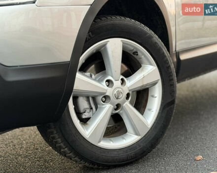 Сірий Ніссан Кашкай 2, об'ємом двигуна 1.6 л та пробігом 205 тис. км за 9777 $, фото 92 на Automoto.ua