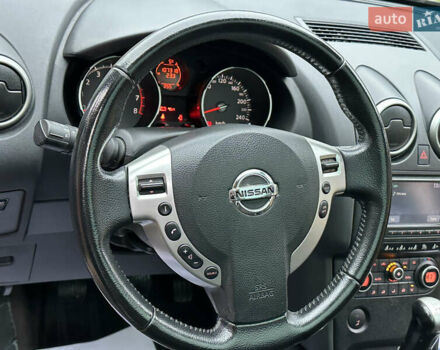 Серый Ниссан Кашкай 2, объемом двигателя 1.6 л и пробегом 107 тыс. км за 8950 $, фото 50 на Automoto.ua