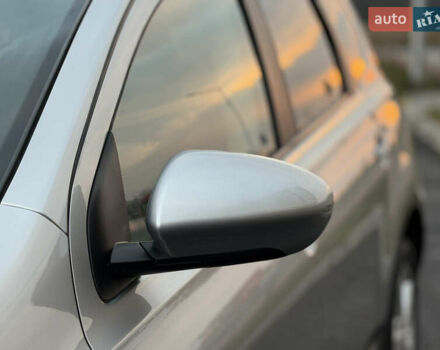 Сірий Ніссан Кашкай 2, об'ємом двигуна 1.6 л та пробігом 205 тис. км за 9777 $, фото 7 на Automoto.ua