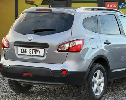 Сірий Ніссан Кашкай 2, об'ємом двигуна 1.6 л та пробігом 205 тис. км за 9999 $, фото 19 на Automoto.ua